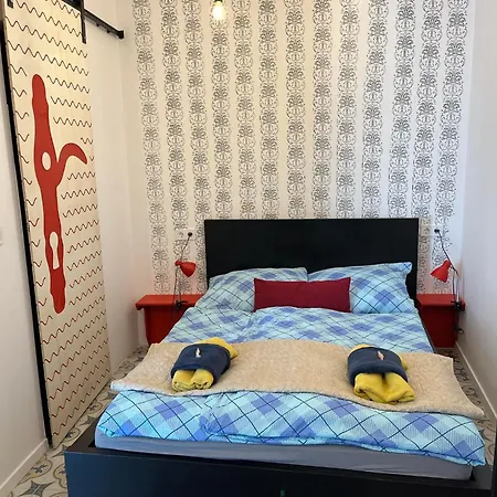 Porta Red Budapesta